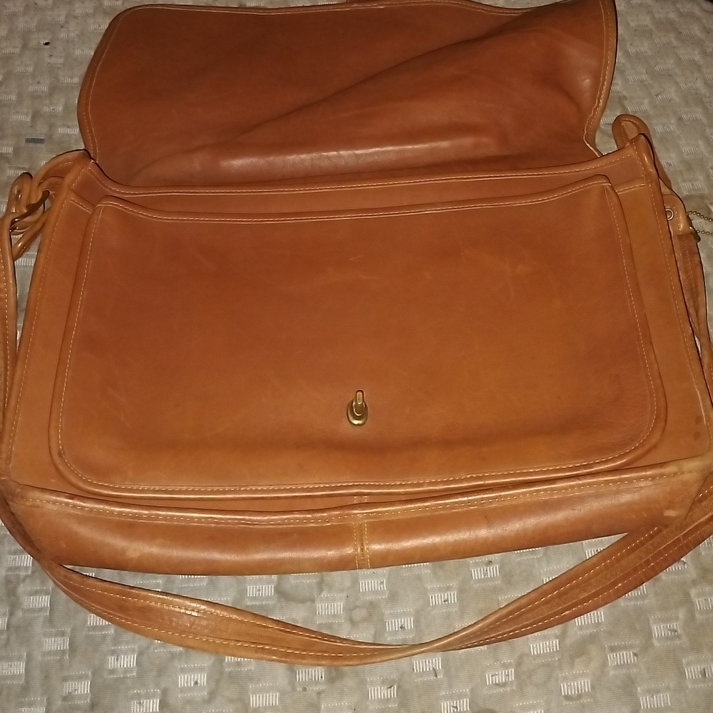 EUC Vintage Coach Brown 100% Cowhide Leather Messenger Bag Briefcase MADE IN USA - Picture 3 of 7